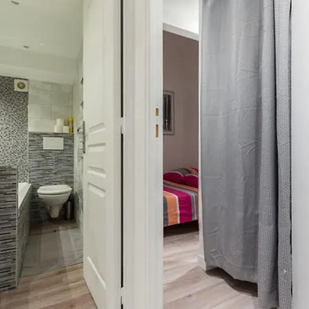 Apartamento 2 - F4 Spacieux Et Confortable Au Centre Du Vieux-nice *