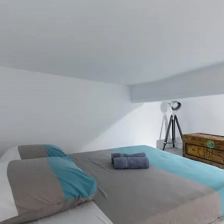 2 - F4 Spacieux Et Confortable Au Centre Du Vieux-nice