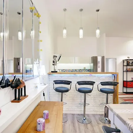 Apartamento 2 - F4 Spacieux Et Confortable Au Centre Du Vieux-nice